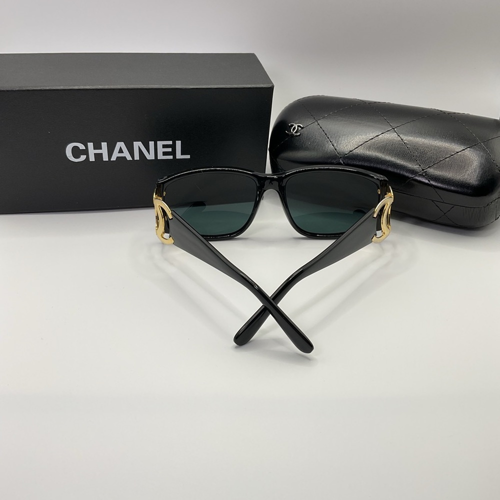CHANEL Black and Gold Classic Sunglasses - Picture 8 of 14